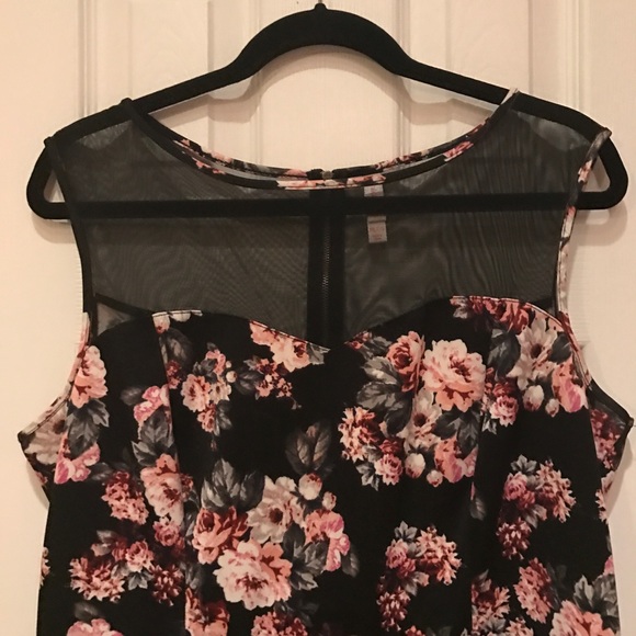 Floral and mesh skater dress - Picture 4 of 4